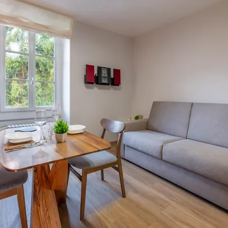Charming City-centre - Mont Blanc View Apartamento *